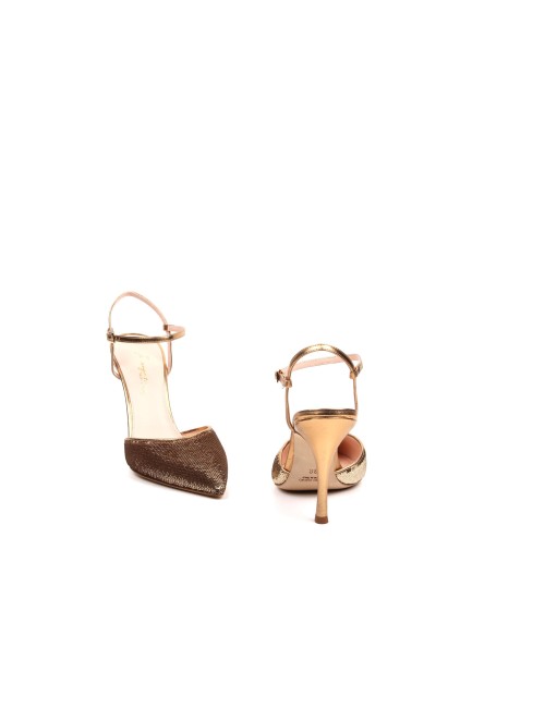 SCARPA CON TACCO 135