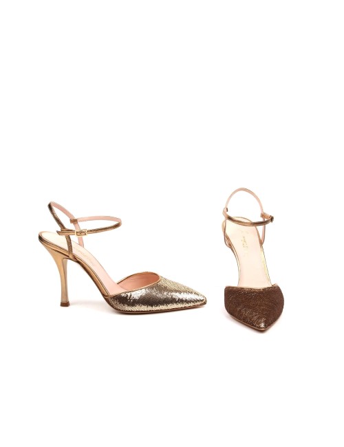 SCARPA CON TACCO 135
