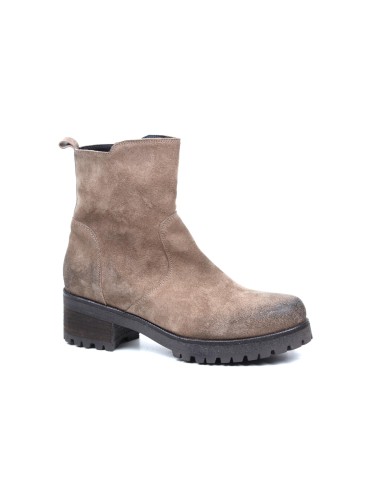 STIEFELETTE P1681
