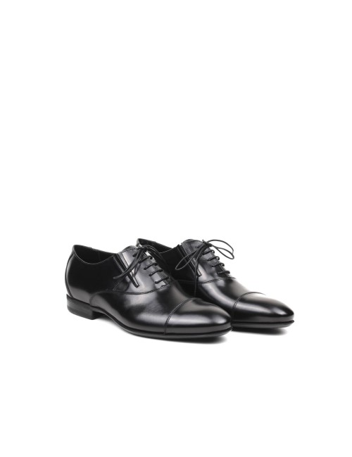 SCHNUERSCHUH FU8884A