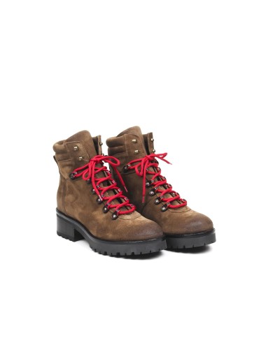 SCHNUERSTIEFELETTE 1675