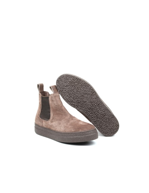 STIEFELETTE A WOW