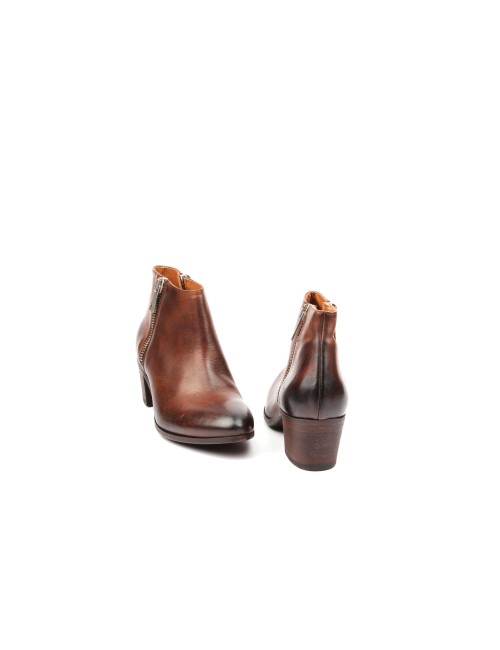 STIVALETTO E558