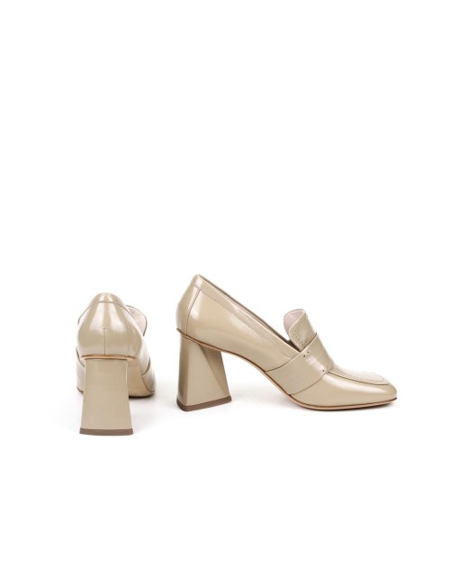 SCARPA CON TACCO A5183