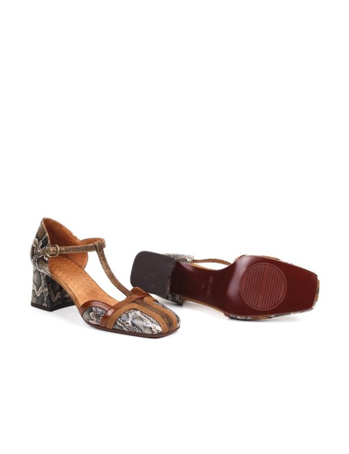 SCARPA CON TACCO VOLAI
