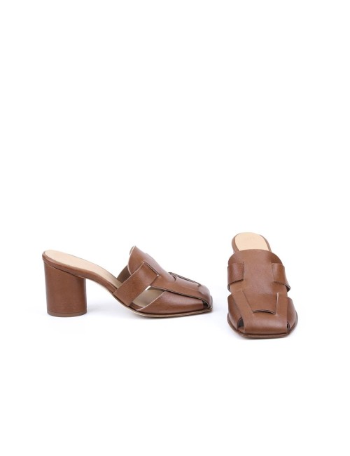 SCARPA CON TACCO VD614