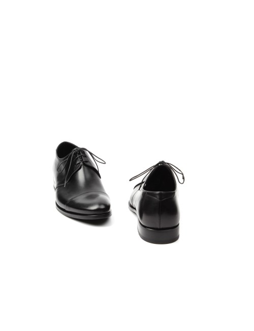 SCHNUERSCHUH FU8300A