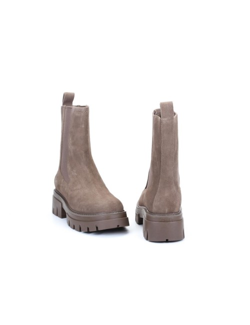 STIEFELETTE LOUD