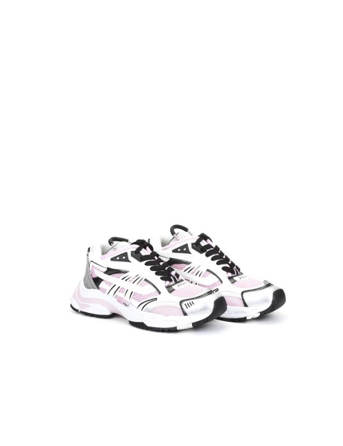 SNEAKER RACE