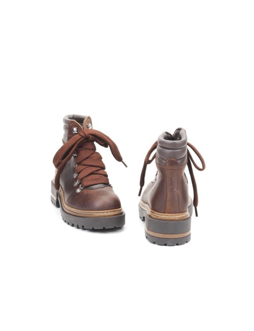 SCHNUERSTIEFELETTE MIT FELL RESIA