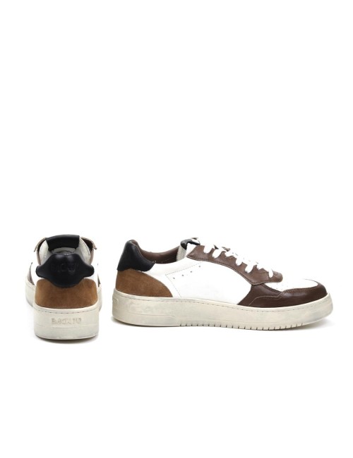 SNEAKER SLAM