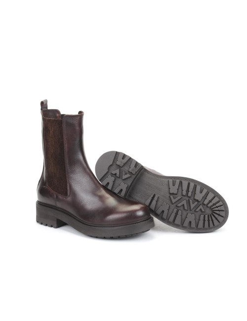 STIEFELETTE IV221