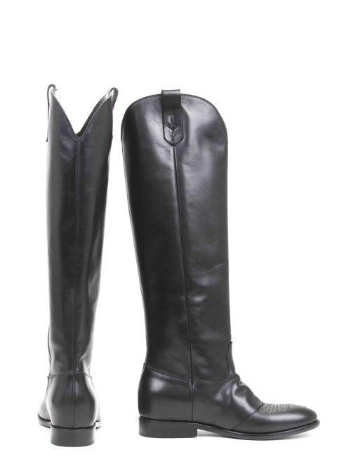 BOOT A5679