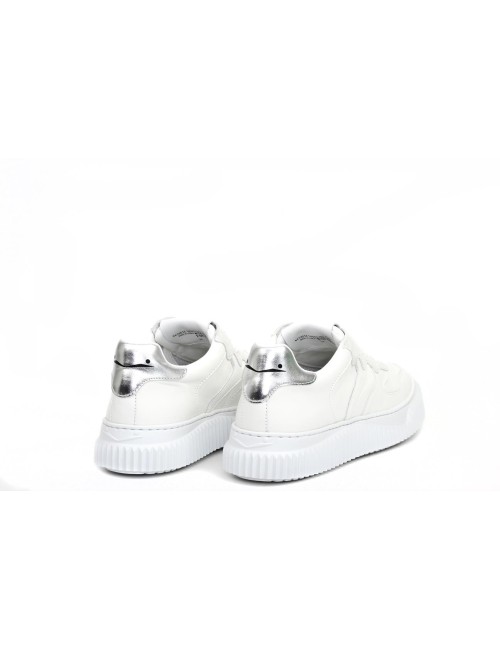 SNEAKER LAURA