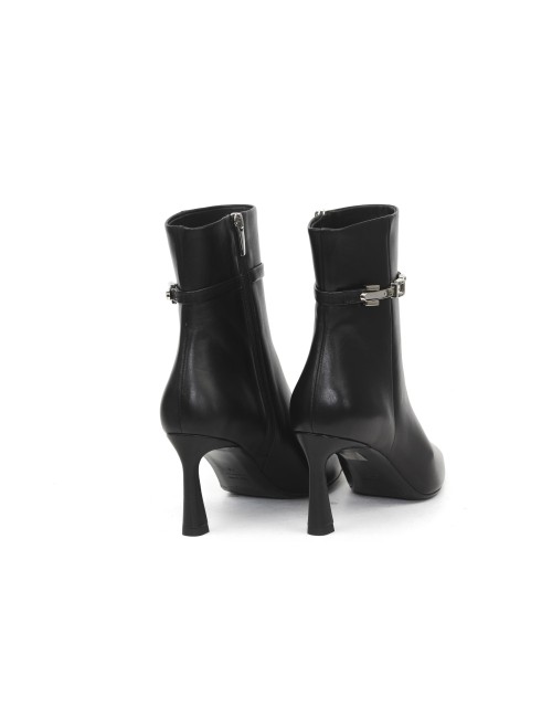 ANKLE BOOT 2377