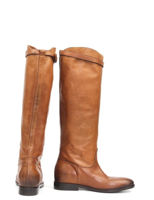 BOOT A5685