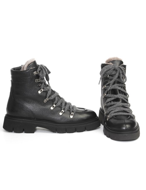 STIEFELETTE MIT PELZ K766T