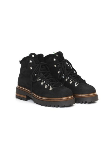 SCHNUERSTIEFELETTE MIT FELL BRAIES