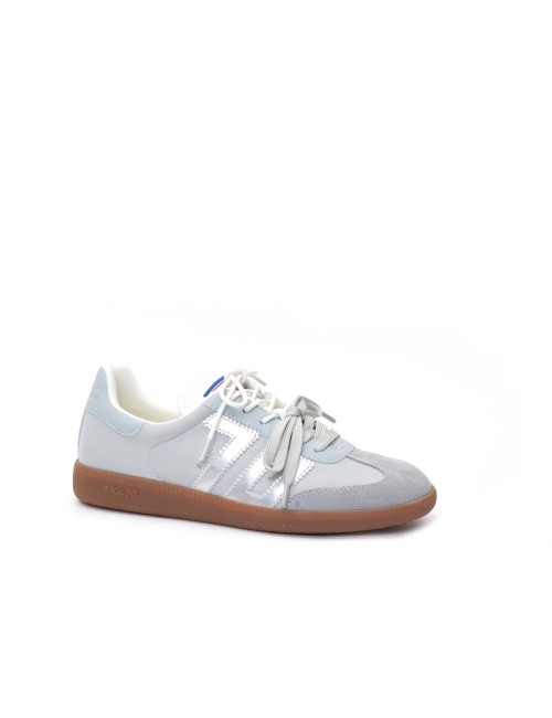 SNEAKER GHOST