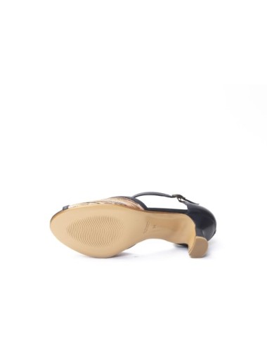 SCARPA CON TACCO A033