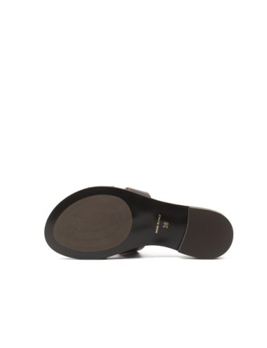 SANDAL 01