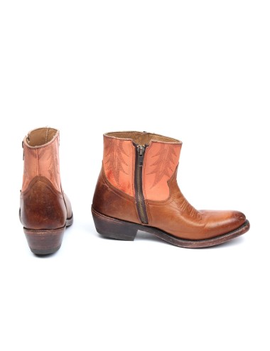 ASH STIEFELETTE KUT